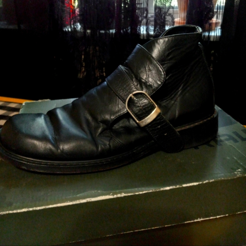 Leather boots